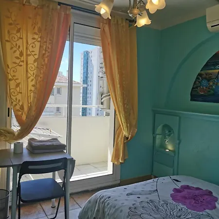 Privee Dans Un De 4 Tolone